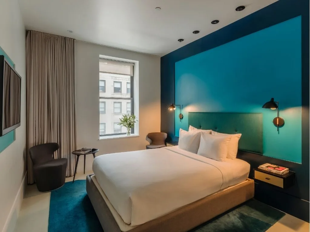 Standard Queen Room
